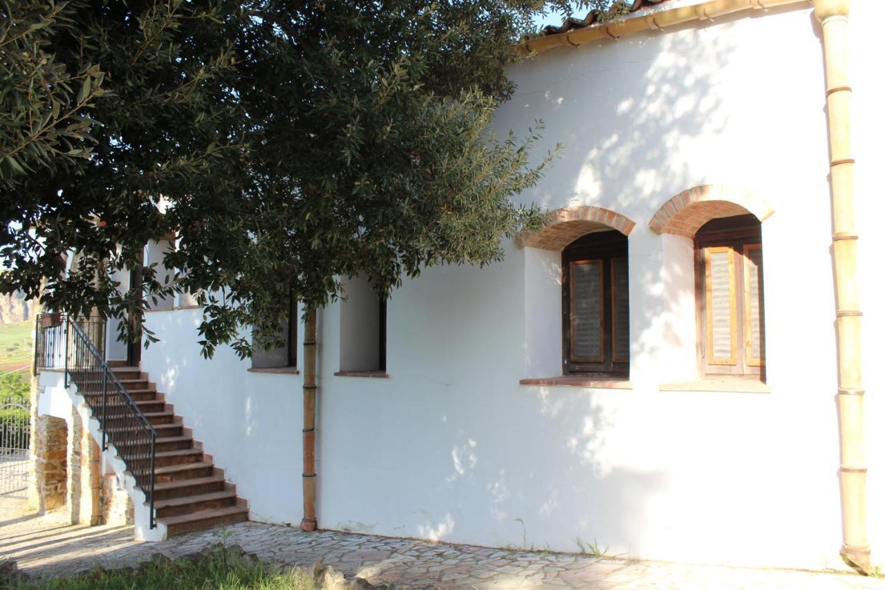 Ponte Calatrasi Agriturismo Roccamena Kültér fotó