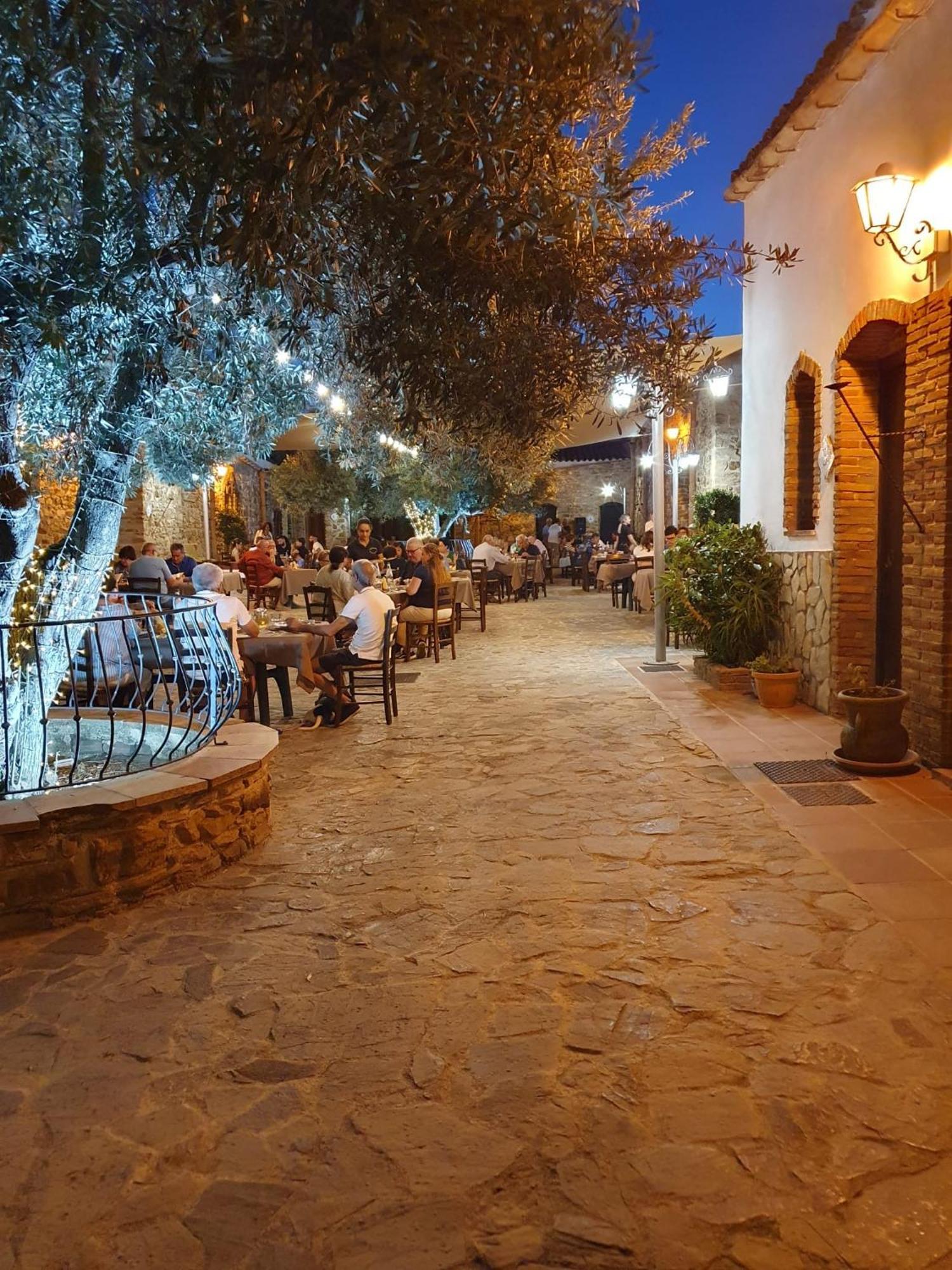 Ponte Calatrasi Agriturismo Roccamena Kültér fotó